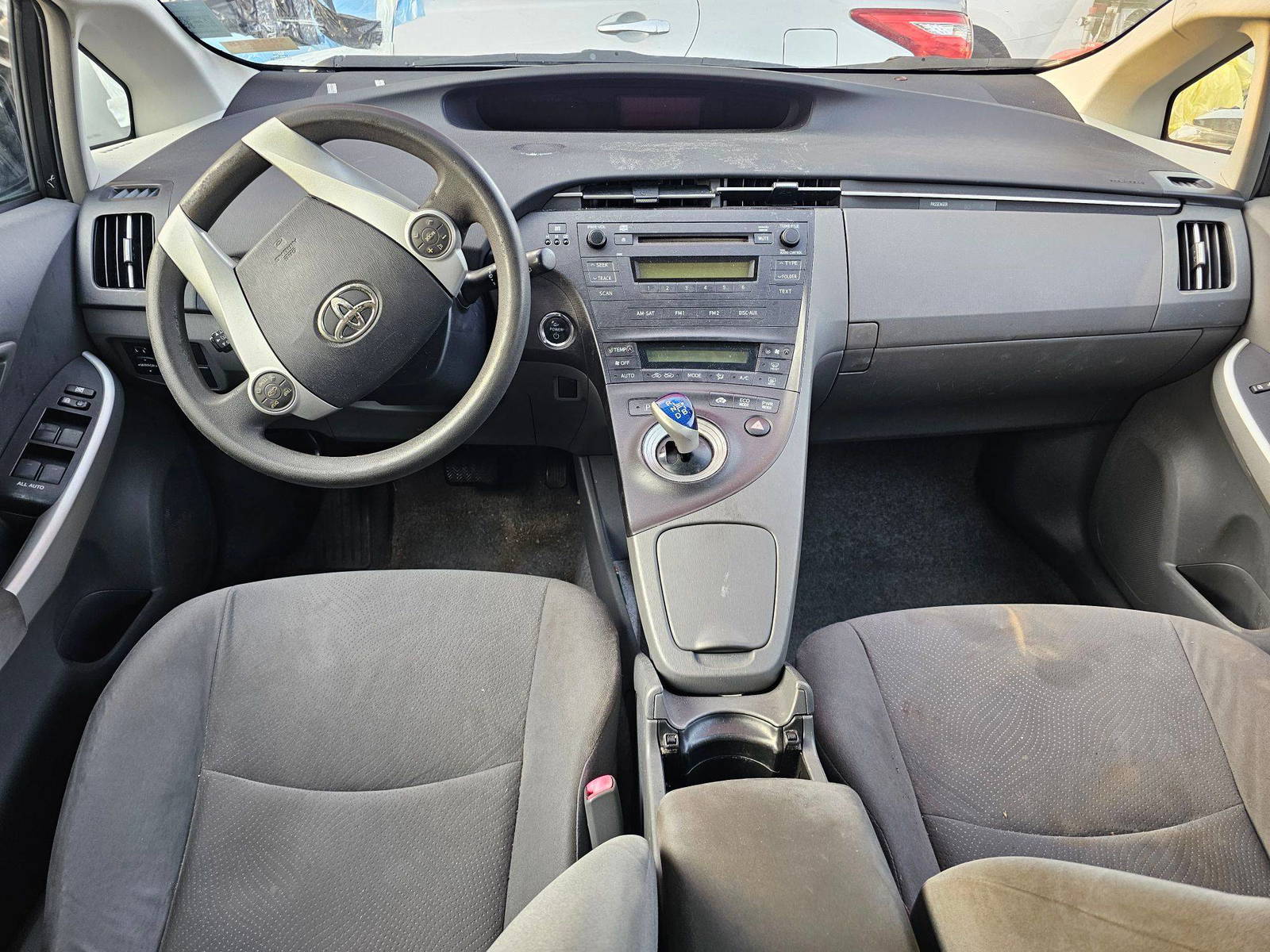 TOYOTA PRIUS 2010 - Marhaba Auction Used Cars - Image 8
