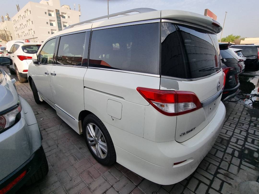 2012 NISSAN QUEST — 209574 Miles — Lot 215487 — Ind. 12 - Marhaba Auctions Used Cars - Image 5
