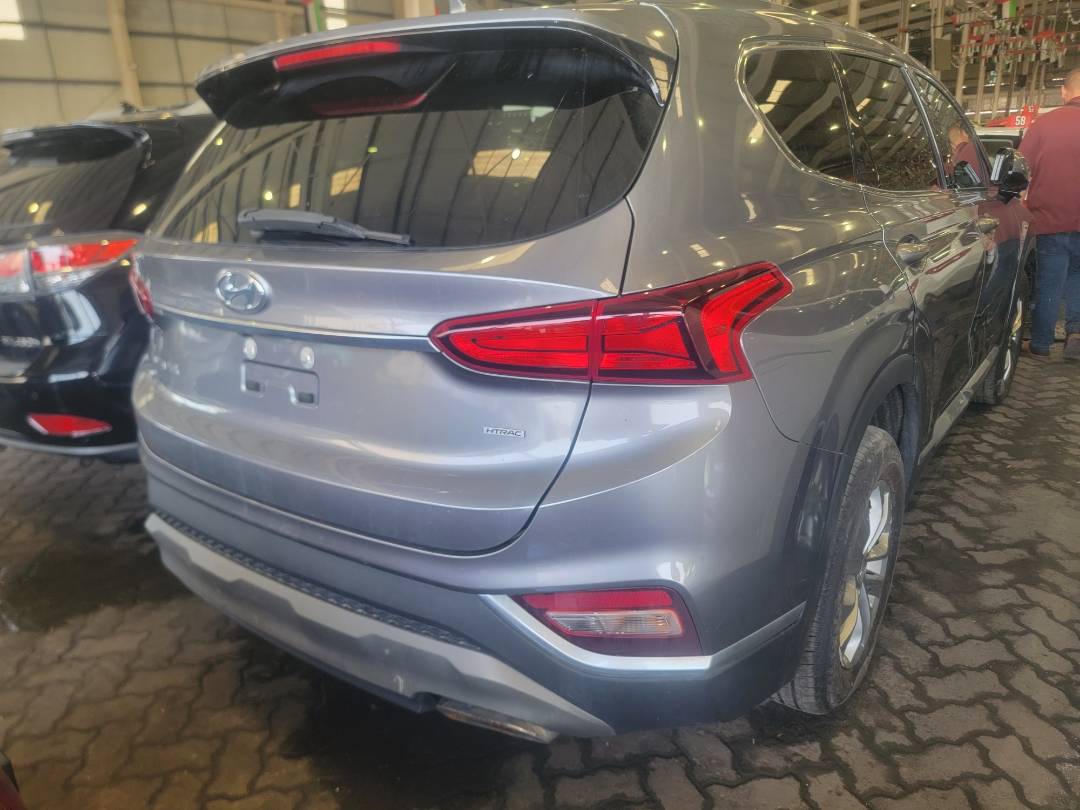 2019 HYUNDAI SANTA FE — 102897 Miles — Lot 46982115 — Main - Marhaba Auctions Used Cars - Image 3