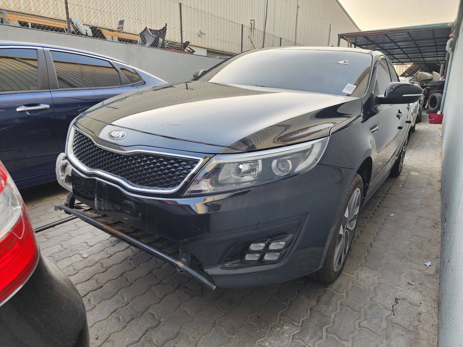 2015 KIA K5 — 109660 KM — Lot 550470 — Main - Marhaba Auctions Used Cars - Image 4