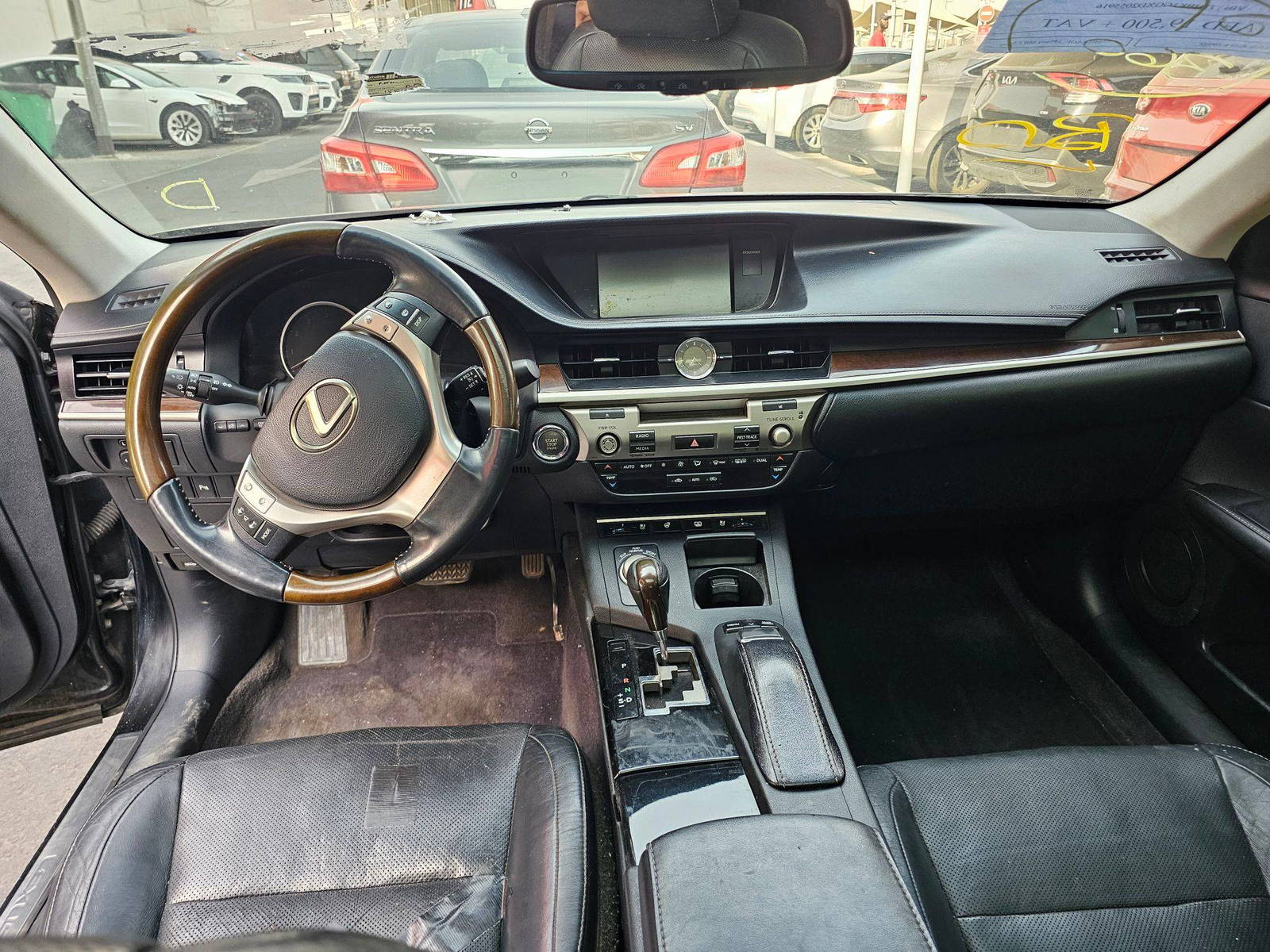2013 LEXUS ES 350 — 155489 Miles — Lot D2055916 — Souq - Marhaba Auctions Used Cars - Image 7