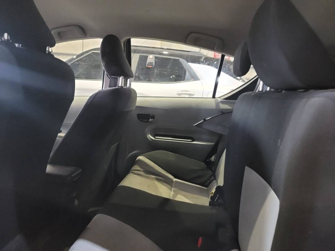 2012 TOYOTA PRIUS C — 206815 Miles — Lot 1515586 — Main - Marhaba Auctions Used Cars - Image 7