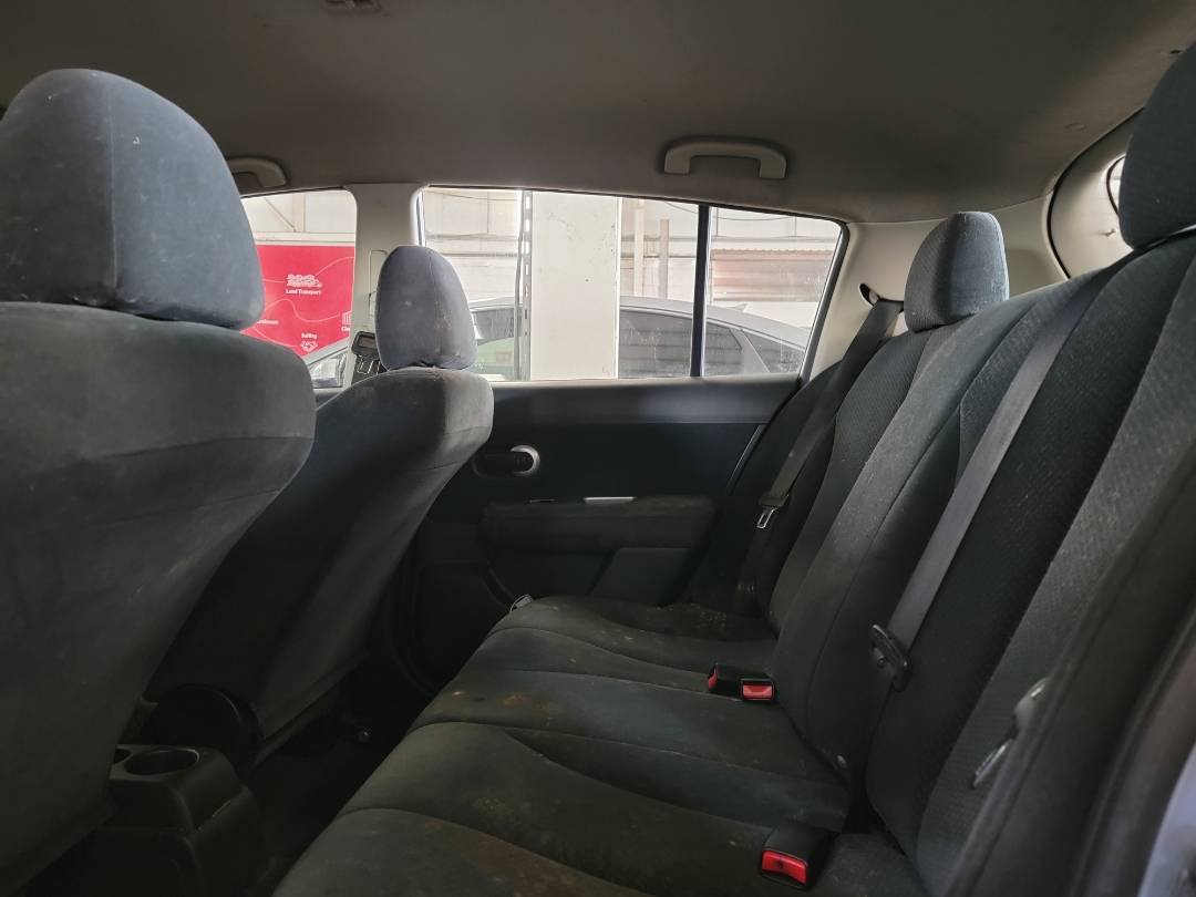 2011 NISSAN VERSA — 166880 Miles — Lot BL385498 — Main - Marhaba Auctions Used Cars - Image 6