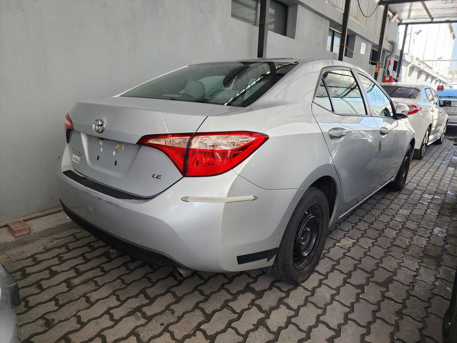 2018 TOYOTA COROLLA — 126546 Miles — Lot 40887265 — Souq - Marhaba Auctions Used Cars - Image 4
