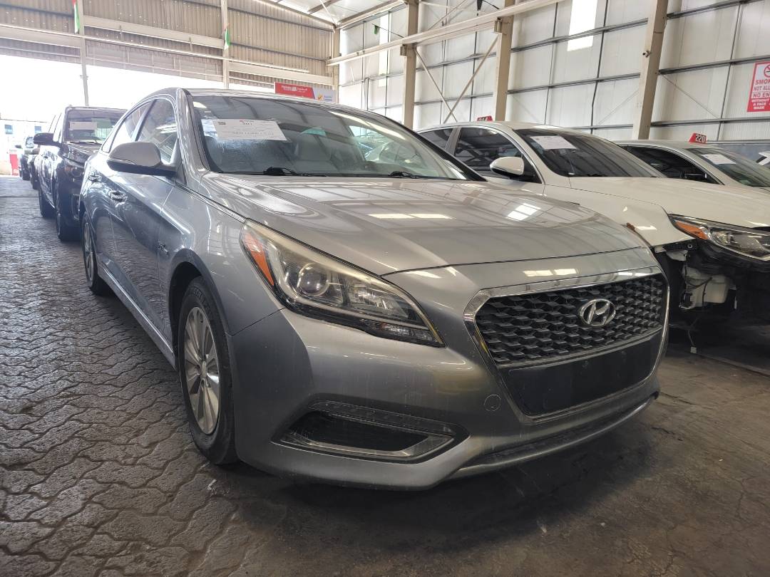 2016 HYUNDAI SONATA — 196599 Miles — Lot 8GA030360 — Main - Marhaba Auctions Used Cars - Image 4
