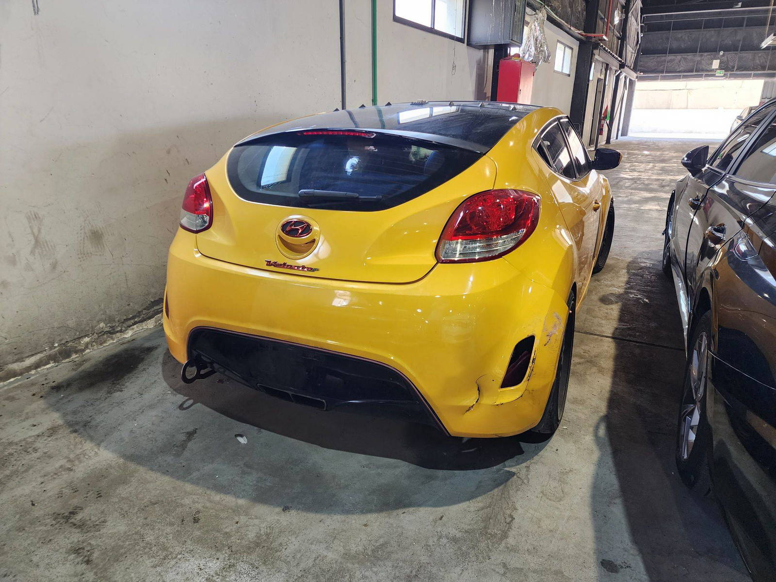 HYUNDAI VELOSTER 2012 - Marhaba Auction Used Cars - Image 5