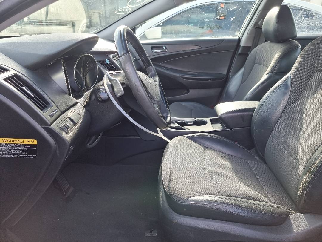 2012 HYUNDAI SONATA — 172034 Miles — Lot 124587 — Ind. 12 - Marhaba Auctions Used Cars - Image 6
