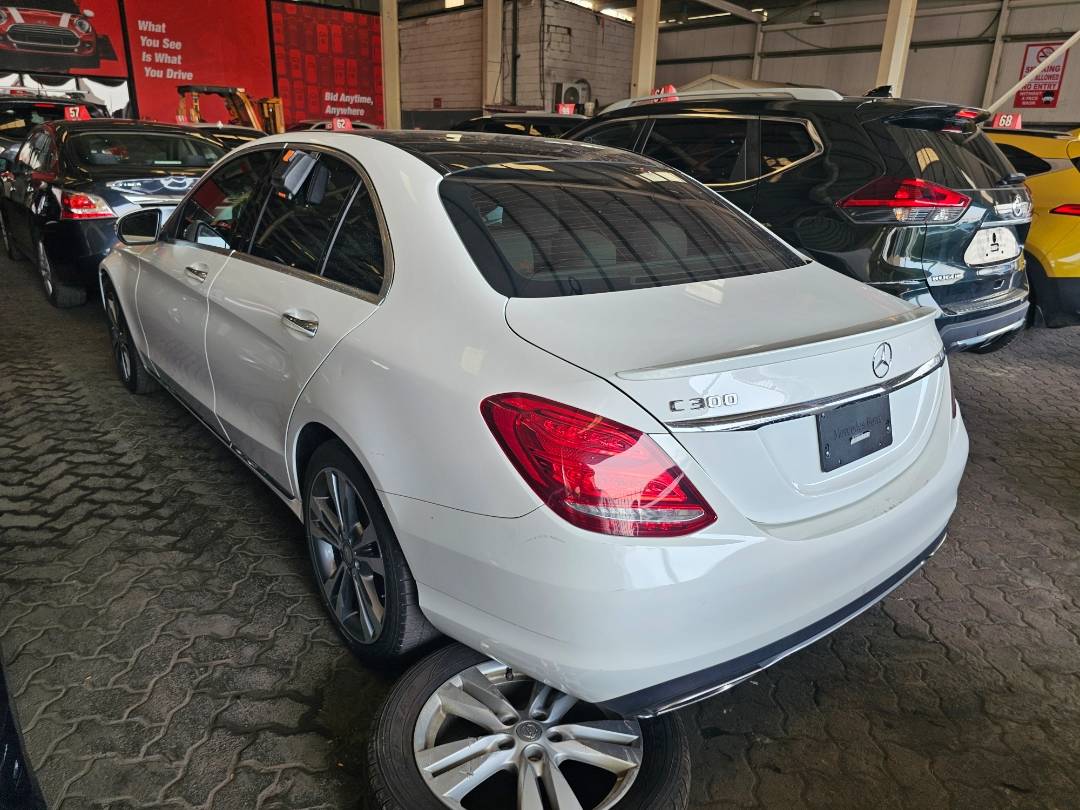 2017 MERCEDES BENZ C300 — 111011 Miles — Lot HR251562 — Main - Marhaba Auctions Used Cars - Image 3