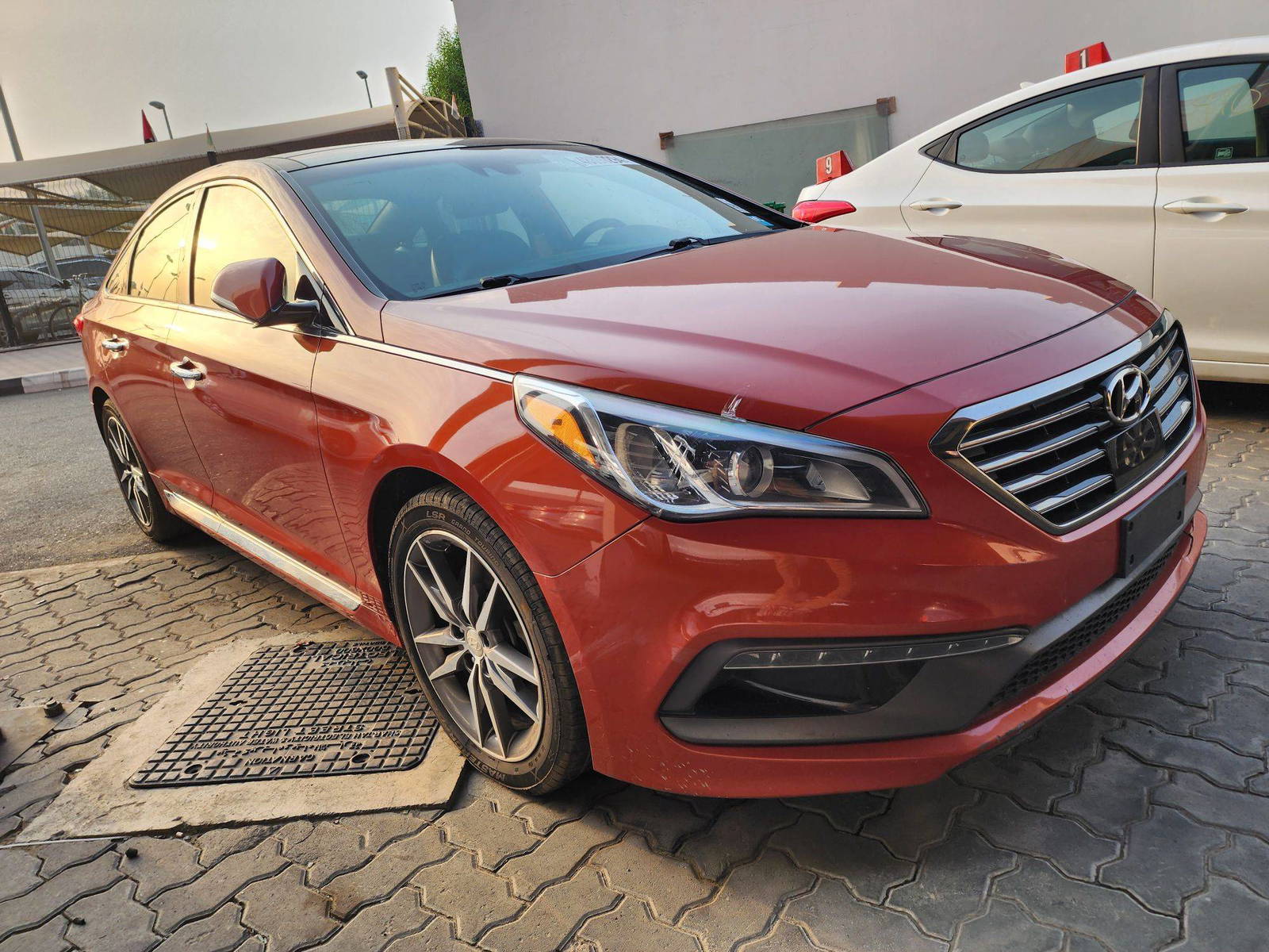2015 HYUNDAI SONATA — 143087 Miles — Lot 37813 — Souq - Marhaba Auctions Used Cars - Image 4