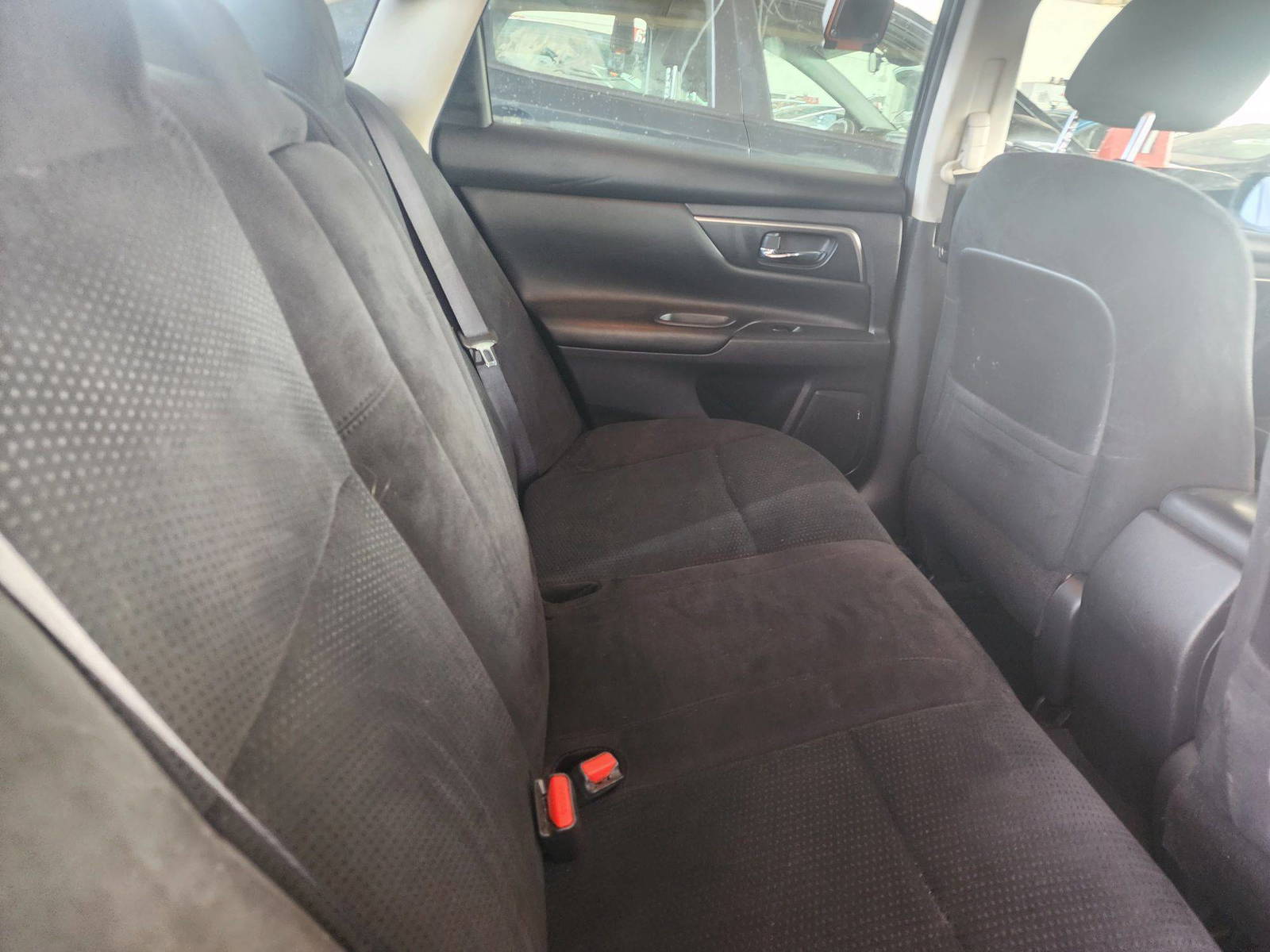 2015 NISSAN ALTIMA — 138304 Miles — Lot 67602743 - Marhaba Auctions Used Cars - Image 10