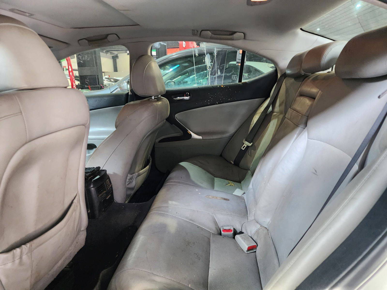2008 LEXUS IS-350 — 276953 Miles — Lot 72267494 — Al Quoz - Marhaba Auctions Used Cars - Image 7