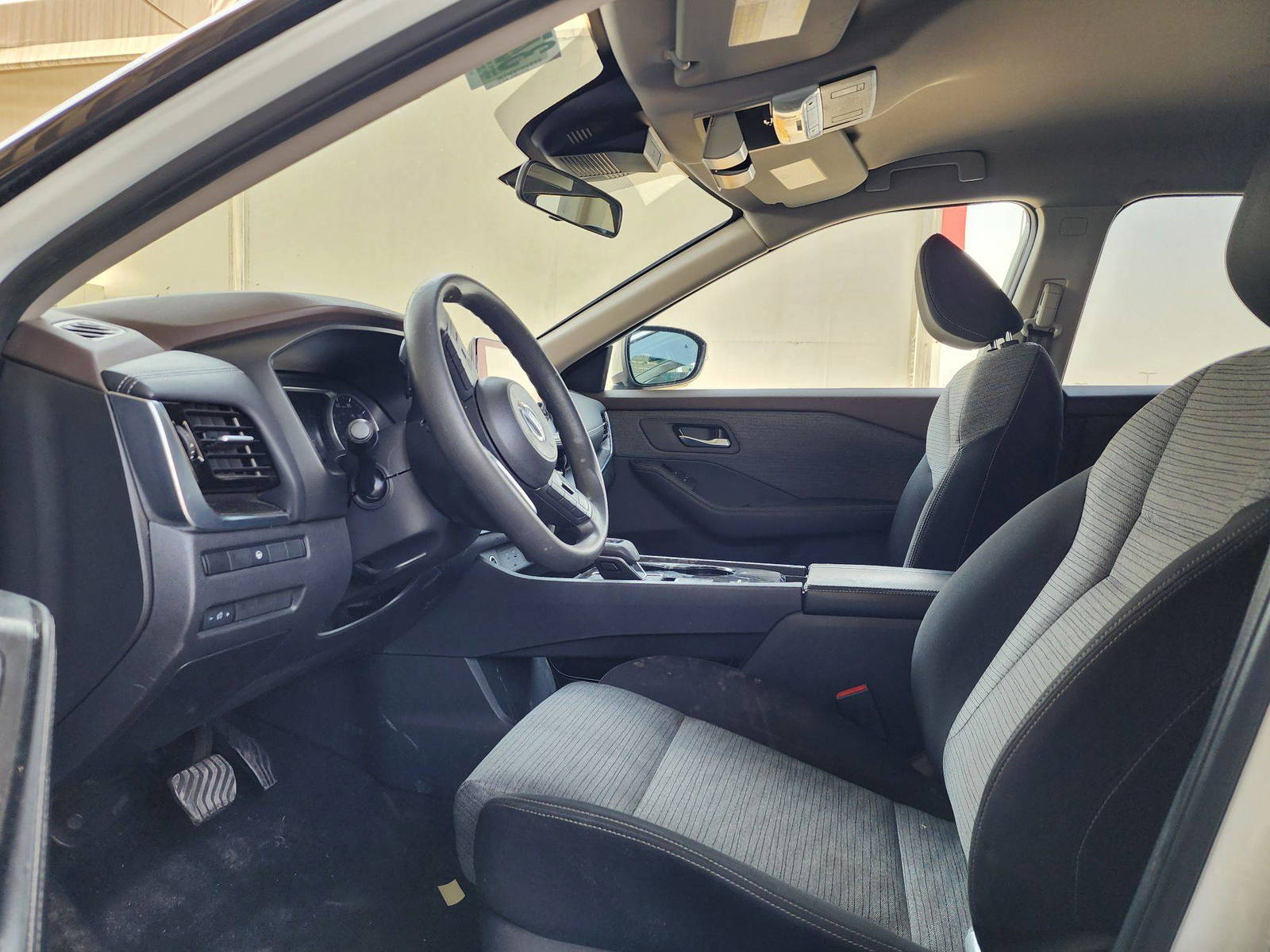 2021 NISSAN ROGUE — 48457 Miles — Lot 9673 — Souq - Marhaba Auctions Used Cars - Image 8