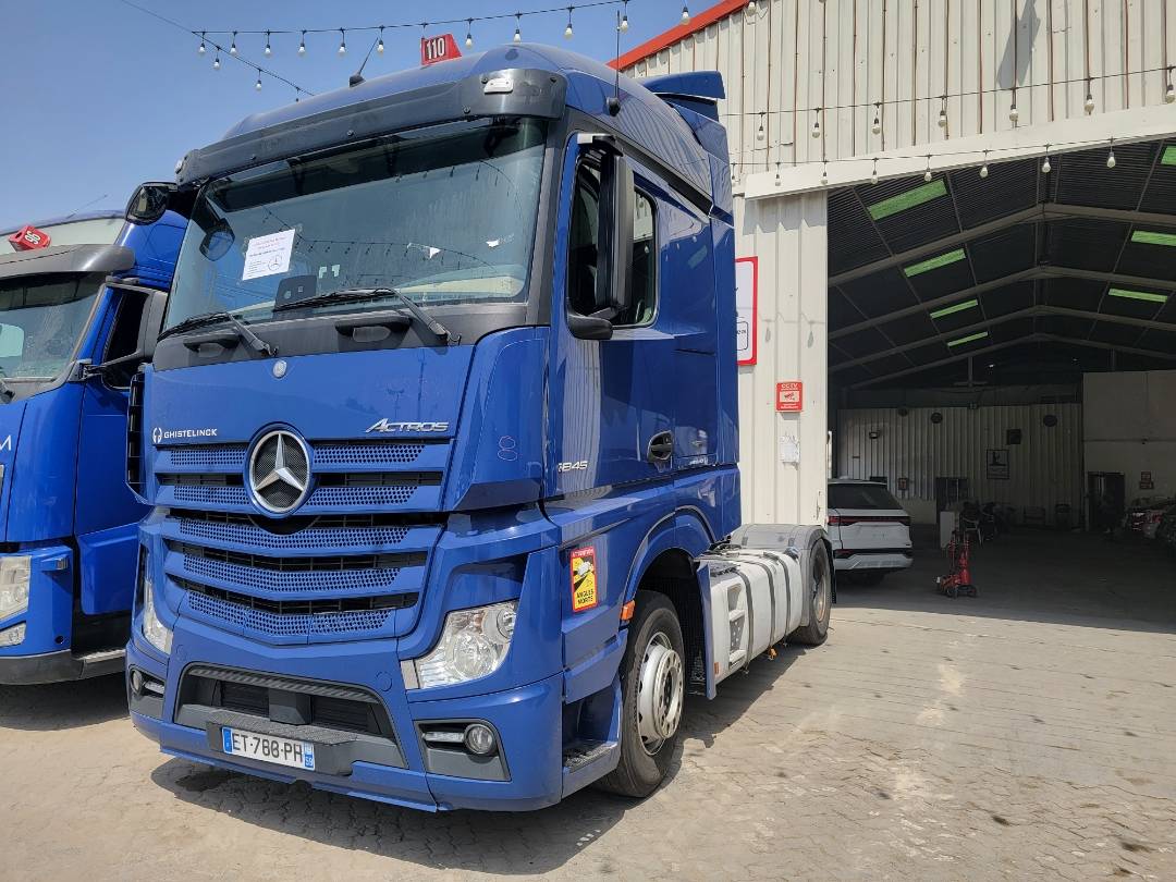 2018 MERCEDES BENZ ACTROS 1845 — 929481 KM — Lot 992886 - Marhaba Auctions Used Cars - Image 3