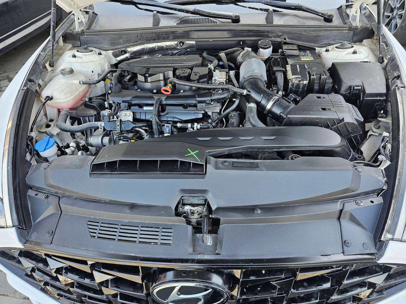 HYUNDAI SONATA 2023 - Marhaba Auction Used Cars - Image 12