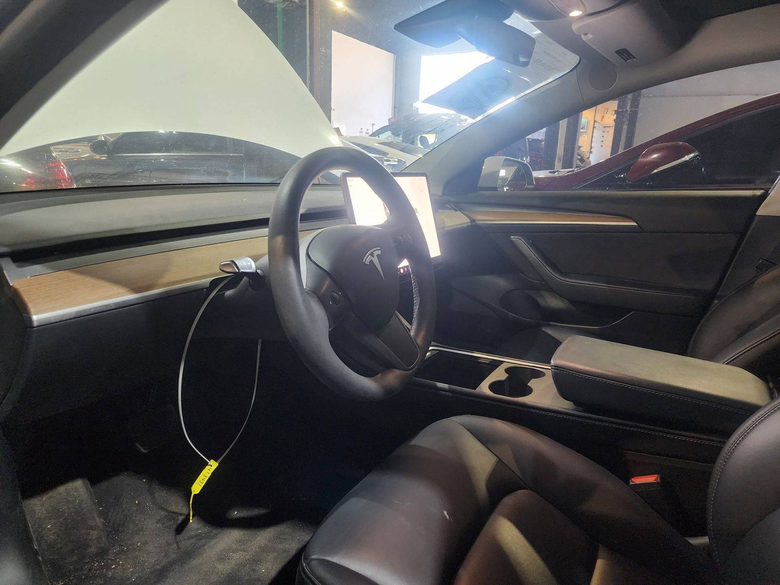 TESLA MODEL 3 2023 - Marhaba Auction Used Cars - Image 11