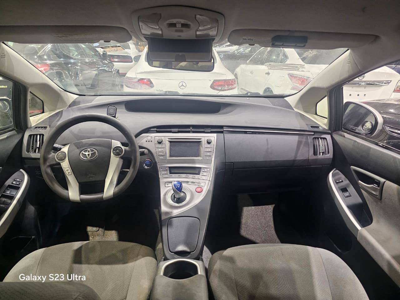 2015 TOYOTA PRIUS — 211884 Miles — Lot 9F0443863 — Main - Marhaba Auctions Used Cars - Image 8