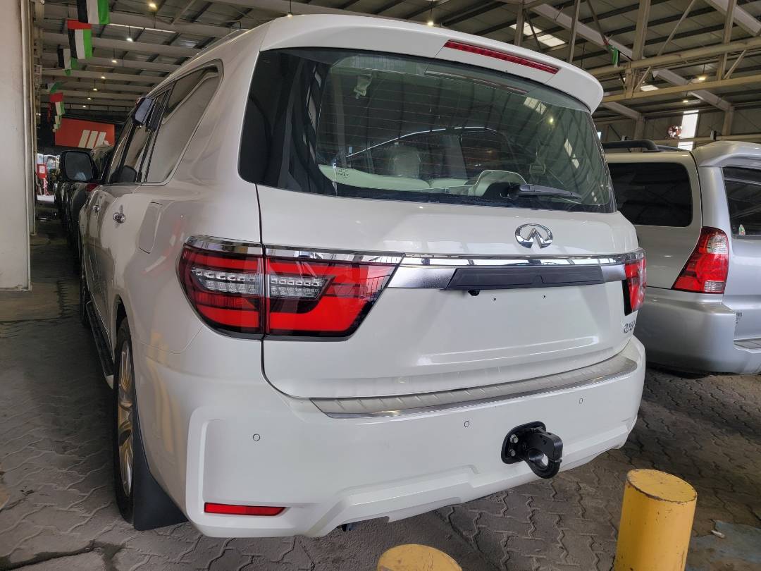2014 INFINITI QX80 — 171886 Miles — Lot E9066003 — Main - Marhaba Auctions Used Cars - Image 4