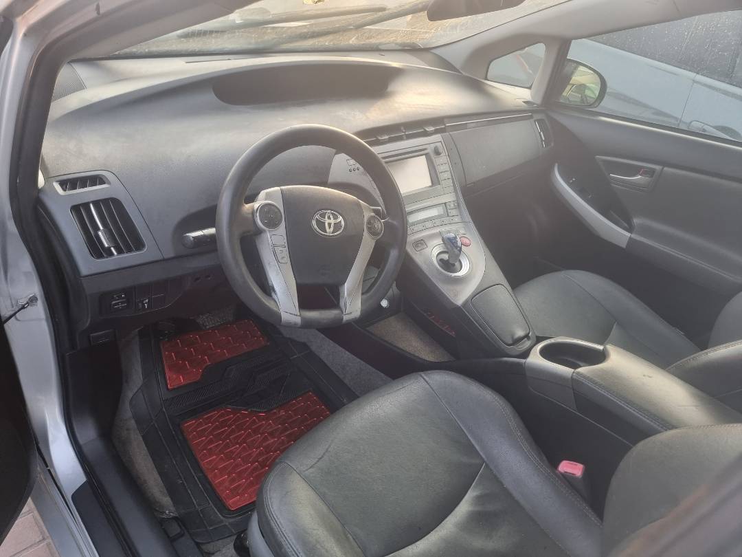 2013 TOYOTA PRIUS — 215372 Miles — Lot D5576304 - Marhaba Auctions Used Cars - Image 6