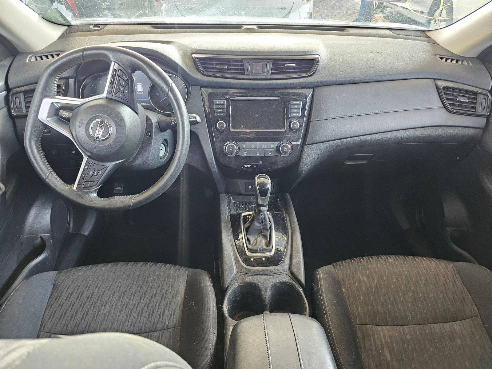 2019 NISSAN ROGUE — 128309 Miles — Lot KC821961 — Souq - Marhaba Auctions Used Cars - Image 7