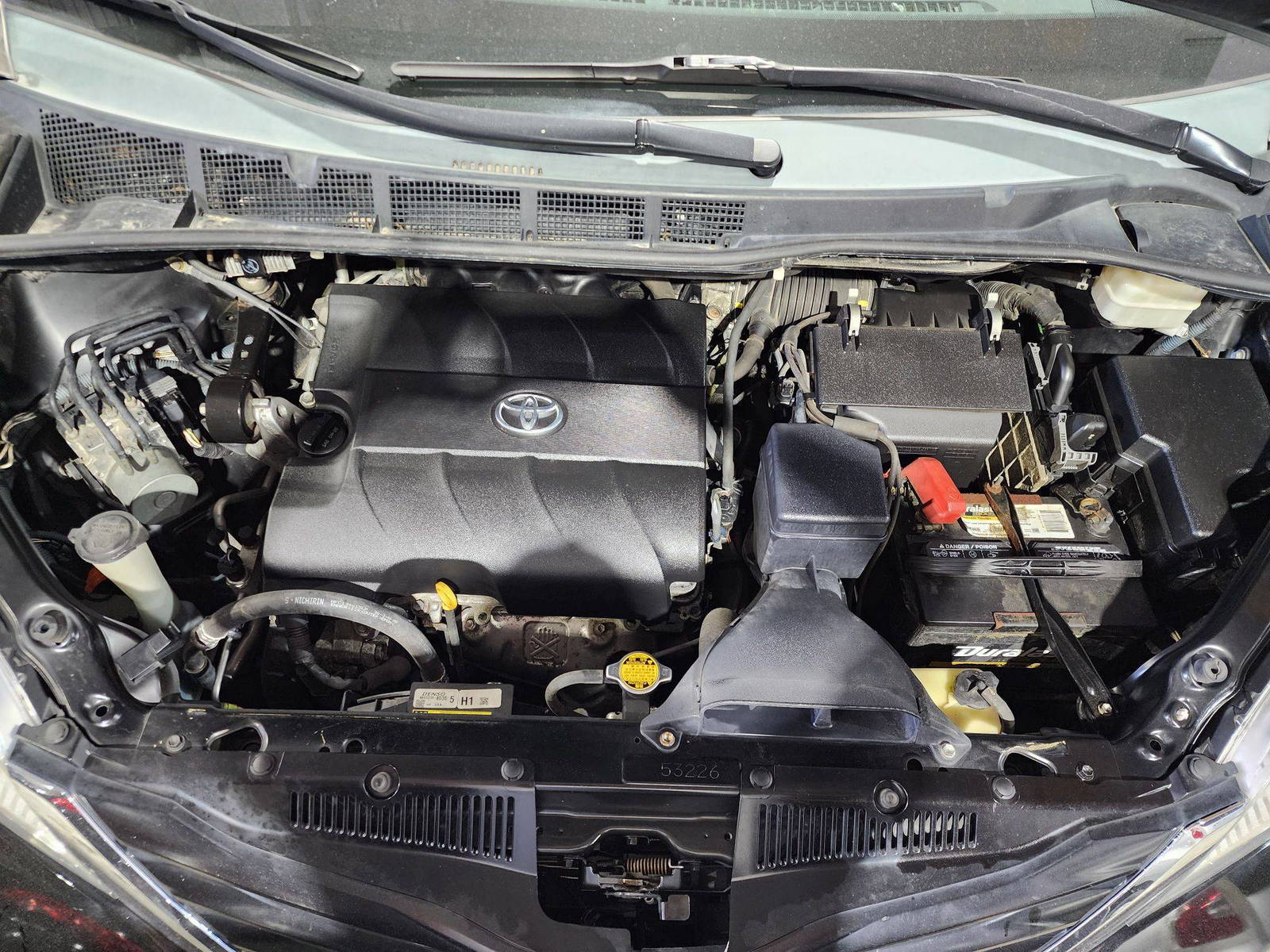 2012 TOYOTA SIENNA — 192616 Miles — Lot 41019005 — Ind. 12 - Marhaba Auctions Used Cars - Image 11