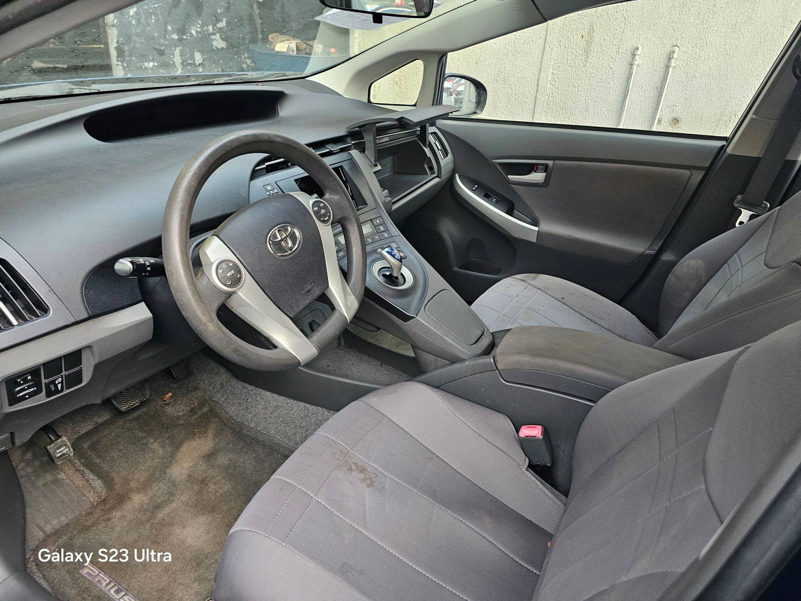 2010 TOYOTA PRIUS — 251586 Miles — Lot 93518995 — Main - Marhaba Auctions Used Cars - Image 8