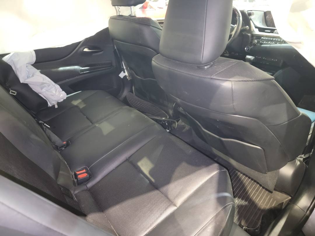 2021 LEXUS ES 300H — 88923 Miles — Lot 37403619 - Marhaba Auctions Used Cars - Image 5