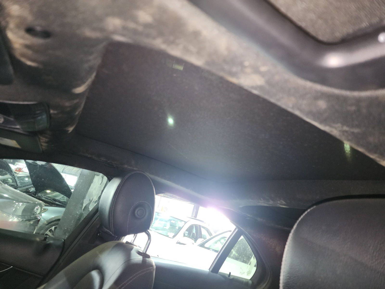 MERCEDES BENZ C300 2020 - Marhaba Auction Used Cars - Image 10