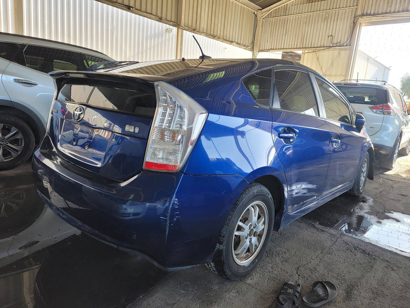 2011 TOYOTA PRIUS — 197123 Miles — Lot 70099615 — Main - Marhaba Auctions Used Cars - Image 3