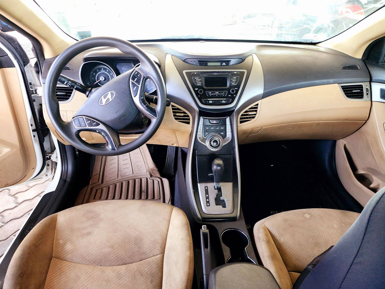 2013 HYUNDAI ELANTRA — 203687 Miles — Lot 40130194 — Souq - Marhaba Auctions Used Cars - Image 7