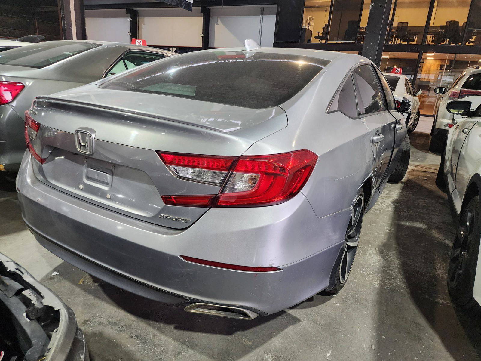 2019 HONDA ACCORD — 161797 Miles — Lot KA154809 — Souq - Marhaba Auctions Used Cars - Image 4