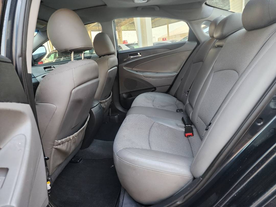 2011 HYUNDAI SONATA — 141115 Miles — Lot 38715088 — Souq - Marhaba Auctions Used Cars - Image 7