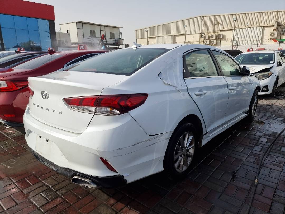 2018 HYUNDAI SONATA — 186092 Miles — Lot 124587 — Ind. 12 - Marhaba Auctions Used Cars - Image 3
