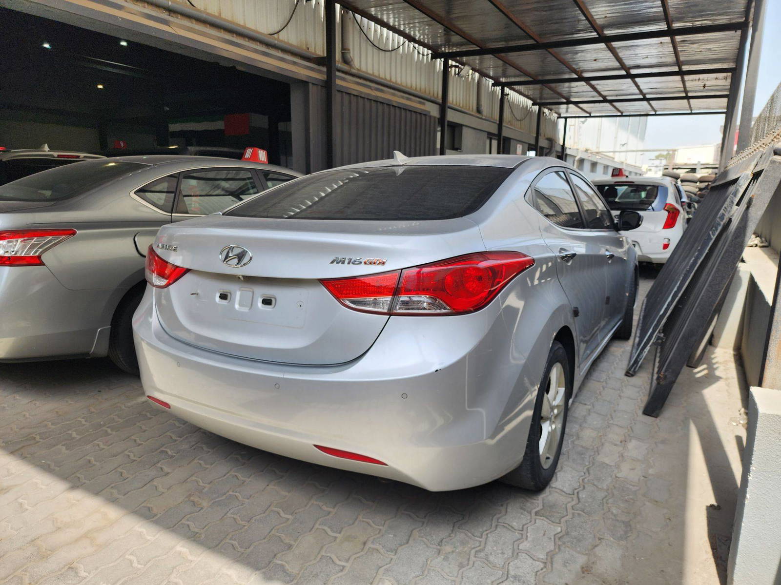 2012 HYUNDAI AVANTE — 230272 KM — Lot 194431 — Al Quoz - Marhaba Auctions Used Cars - Image 4