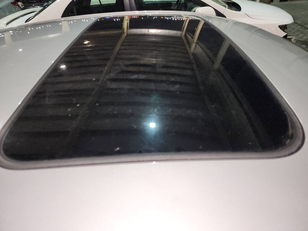 2008 LEXUS ES 350 — 193194 Miles — Lot 38271530 - Marhaba Auctions Used Cars - Image 8
