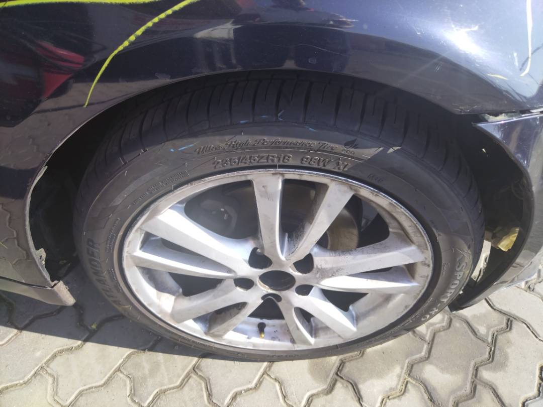 2006 LEXUS IS 250 — 124734 Miles — Lot 74981843 - Marhaba Auctions Used Cars - Image 3