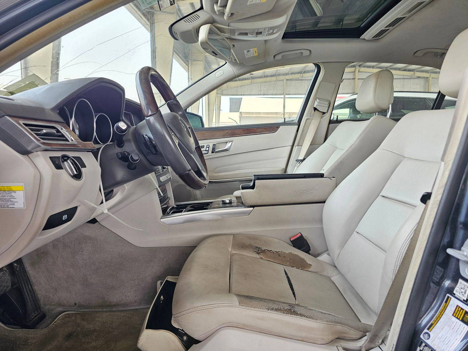 2014 MERCEDES BENZ E 350 — 130365 Miles — Lot EA964199 — Souq - Marhaba Auctions Used Cars - Image 9