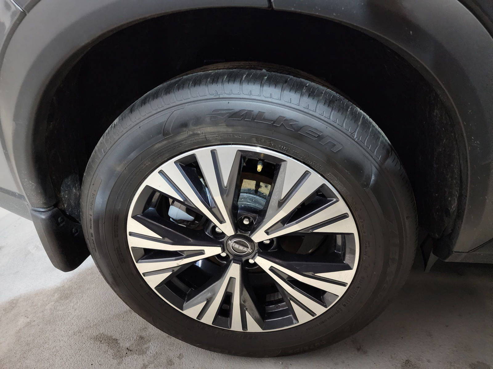 2023 NISSAN ROGUE — 4398 Miles — Lot 89079 — Ind. 12 - Marhaba Auctions Used Cars - Image 12