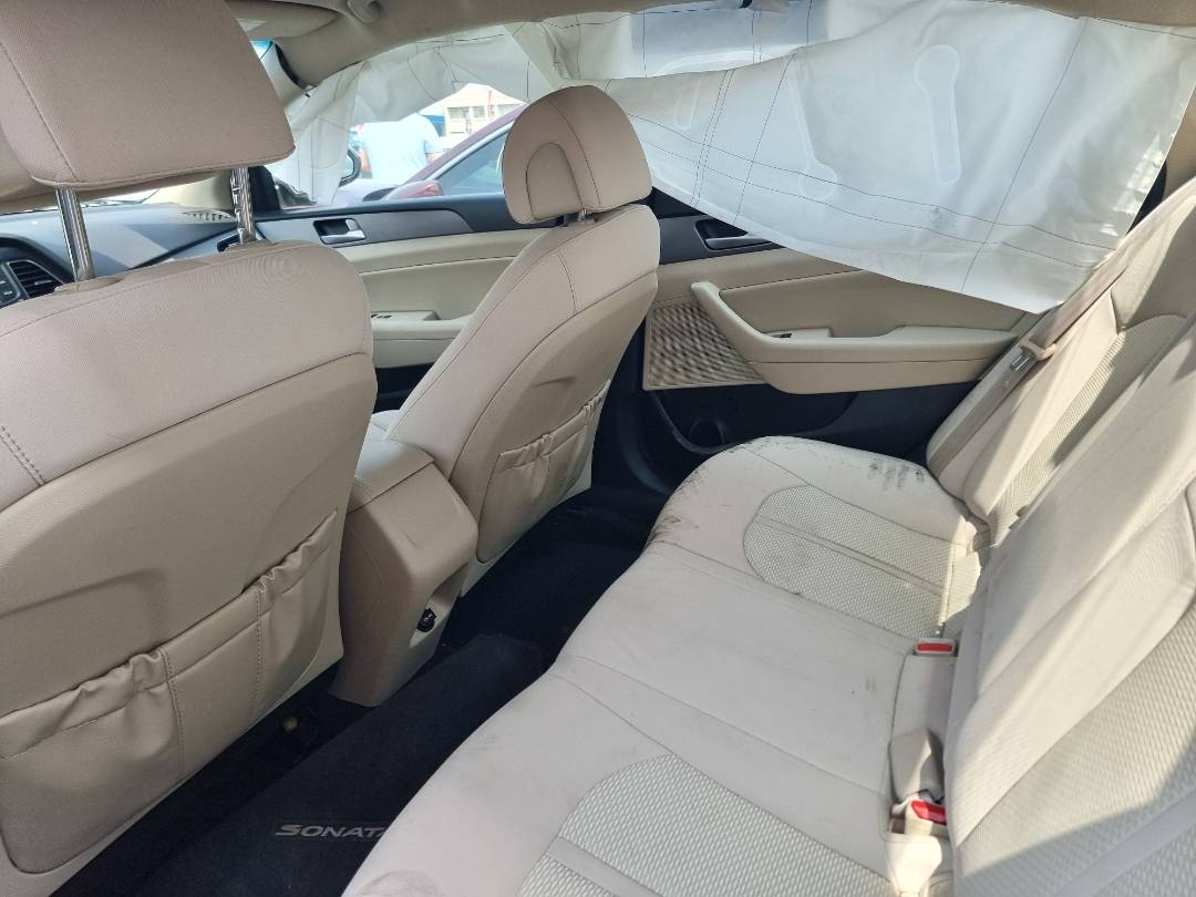 2015 HYUNDAI SONATA — 105441 Miles — Lot 6FH246315 — Main - Marhaba Auctions Used Cars - Image 4
