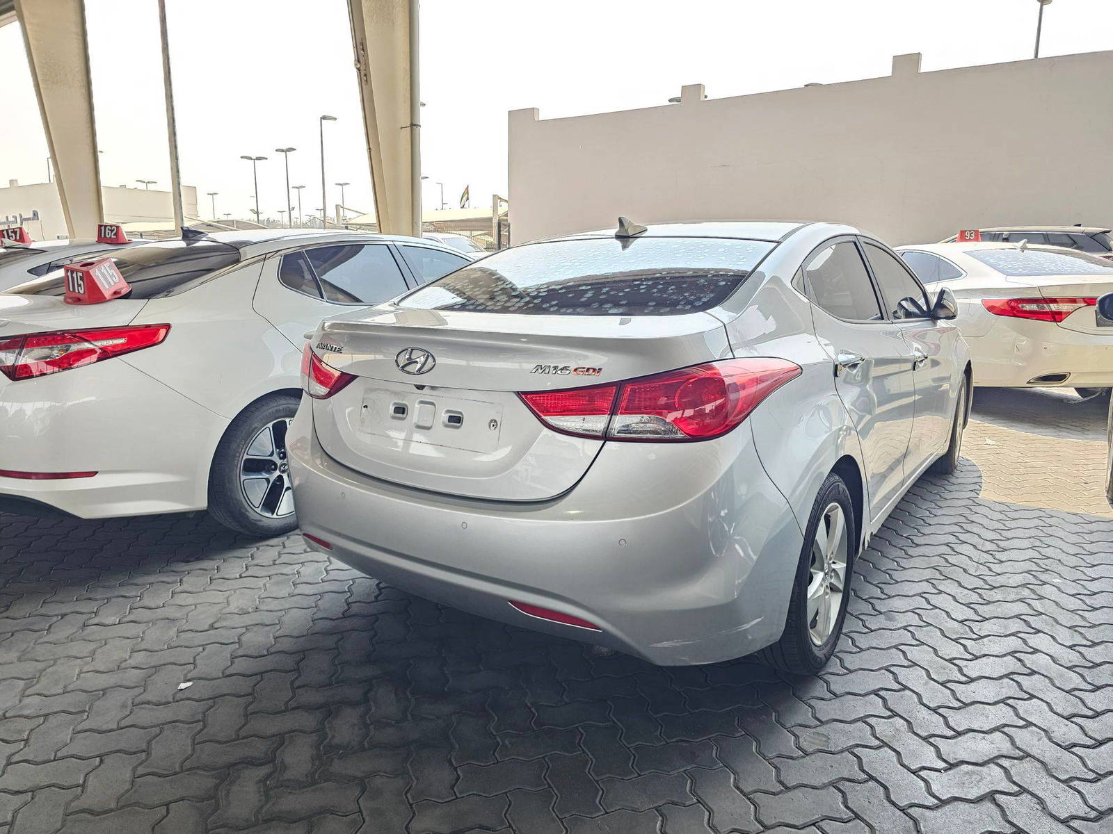 2012 HYUNDAI AVANTE — 204270 KM — Lot 367079 — Main - Marhaba Auctions Used Cars - Image 3