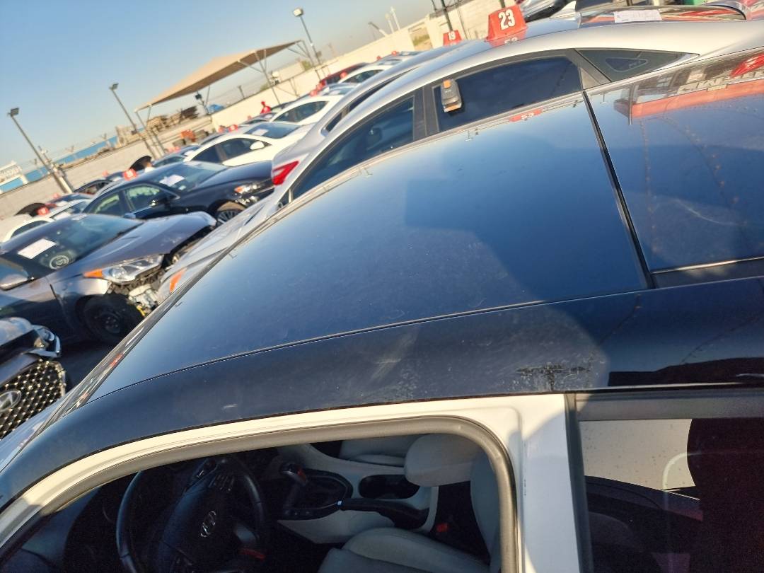 HYUNDAI VELOSTER 2019 - Marhaba Auction Used Cars - Image 8