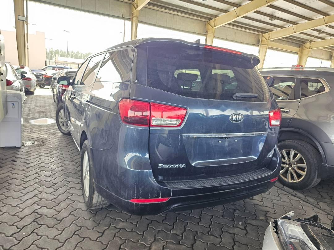 KIA SEDONA