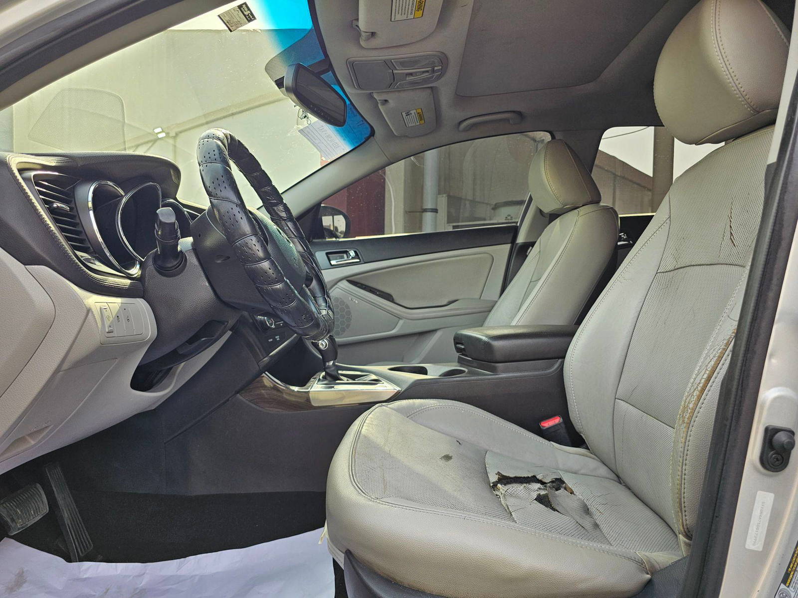 2013 KIA OPTIMA — 192913 Miles — Lot 5DG173990 — Souq - Marhaba Auctions Used Cars - Image 9