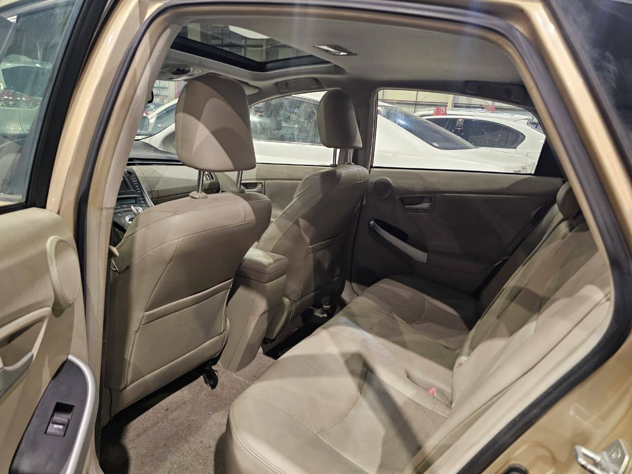 2010 TOYOTA PRIUS — 215049 Miles — Lot 59922215 — Main - Marhaba Auctions Used Cars - Image 6