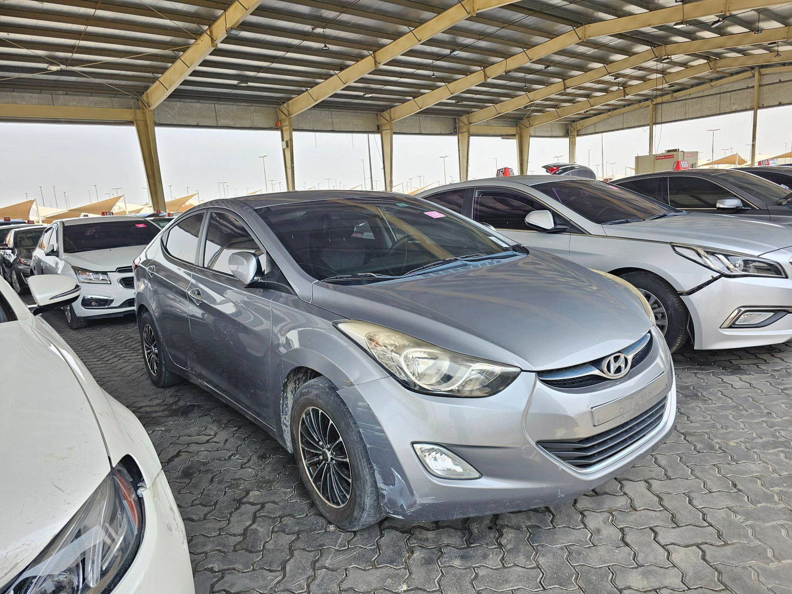 2012 HYUNDAI AVANTE — 83027 KM — Lot 381724 — Souq - Marhaba Auctions Used Cars - Image 4