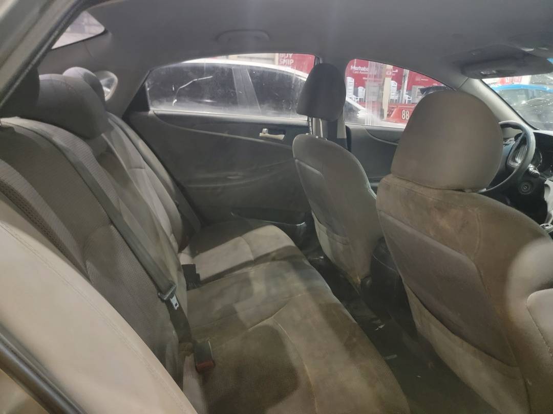 2013 HYUNDAI SONATA — 235283 Miles — Lot H665621 - Marhaba Auctions Used Cars - Image 4