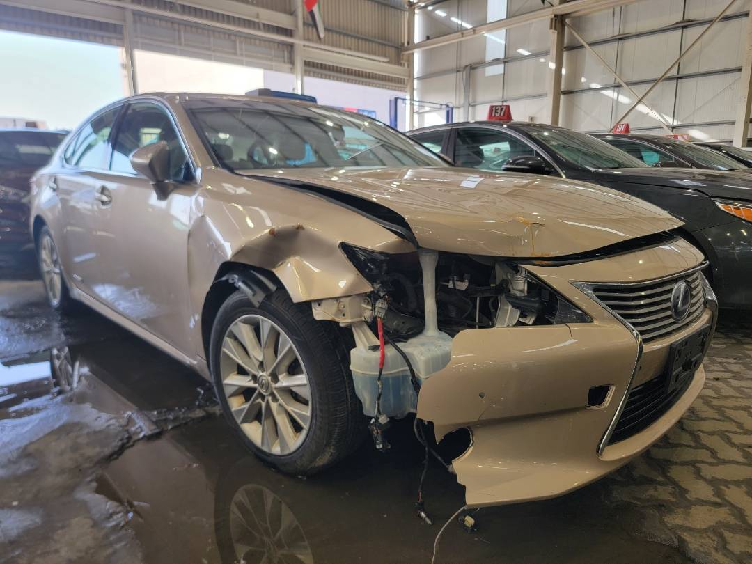 2013 LEXUS ES 300H — 282724 Miles — Lot 2011476 - Marhaba Auctions Used Cars - Image 7