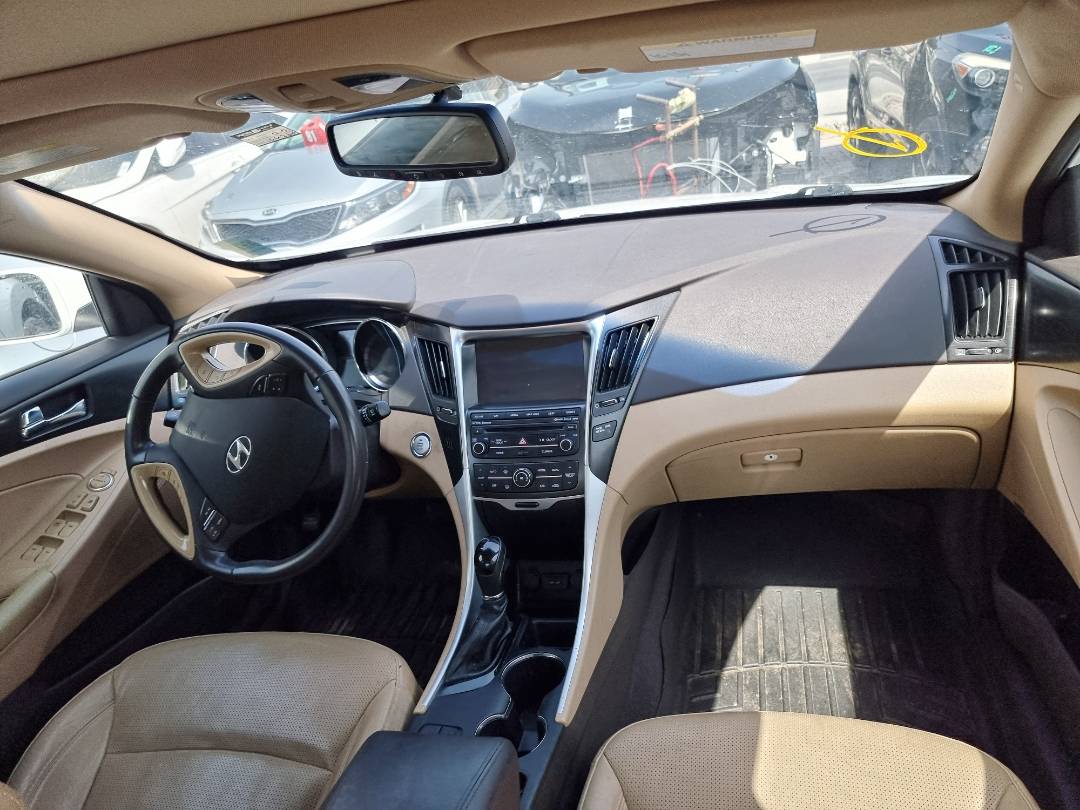 2014 HYUNDAI SONATA — 104260 Miles — Lot 2154874 — Ind. 12 - Marhaba Auctions Used Cars - Image 8