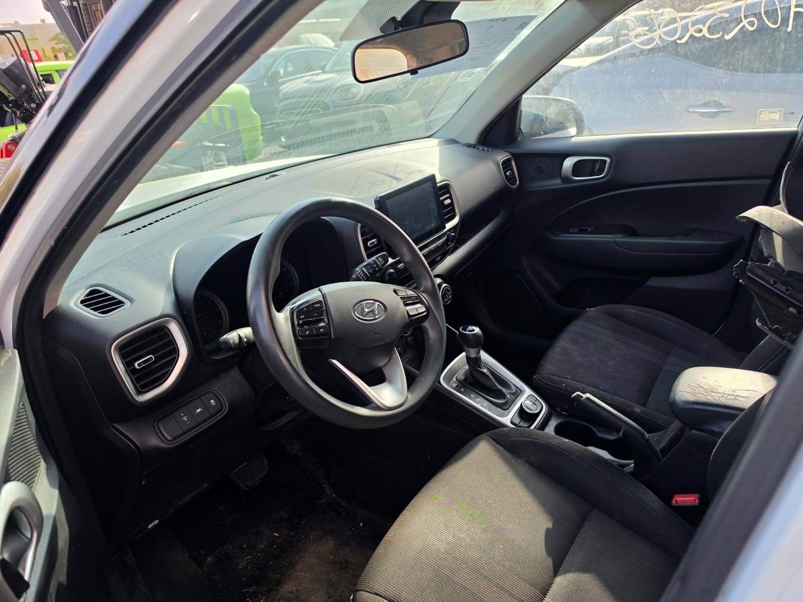 HYUNDAI VENUE SEL 2020 - Marhaba Auction Used Cars - Image 10