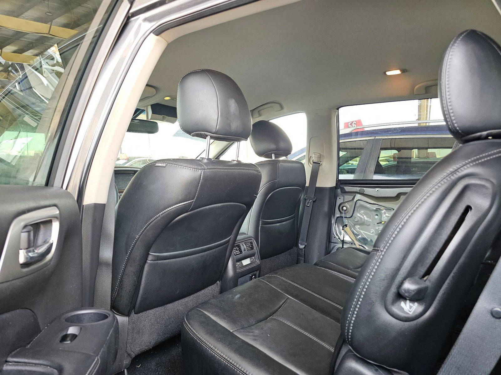 2016 NISSAN PATHFINDER — 103916 Miles — Lot 57690535 — Souq - Marhaba Auctions Used Cars - Image 6