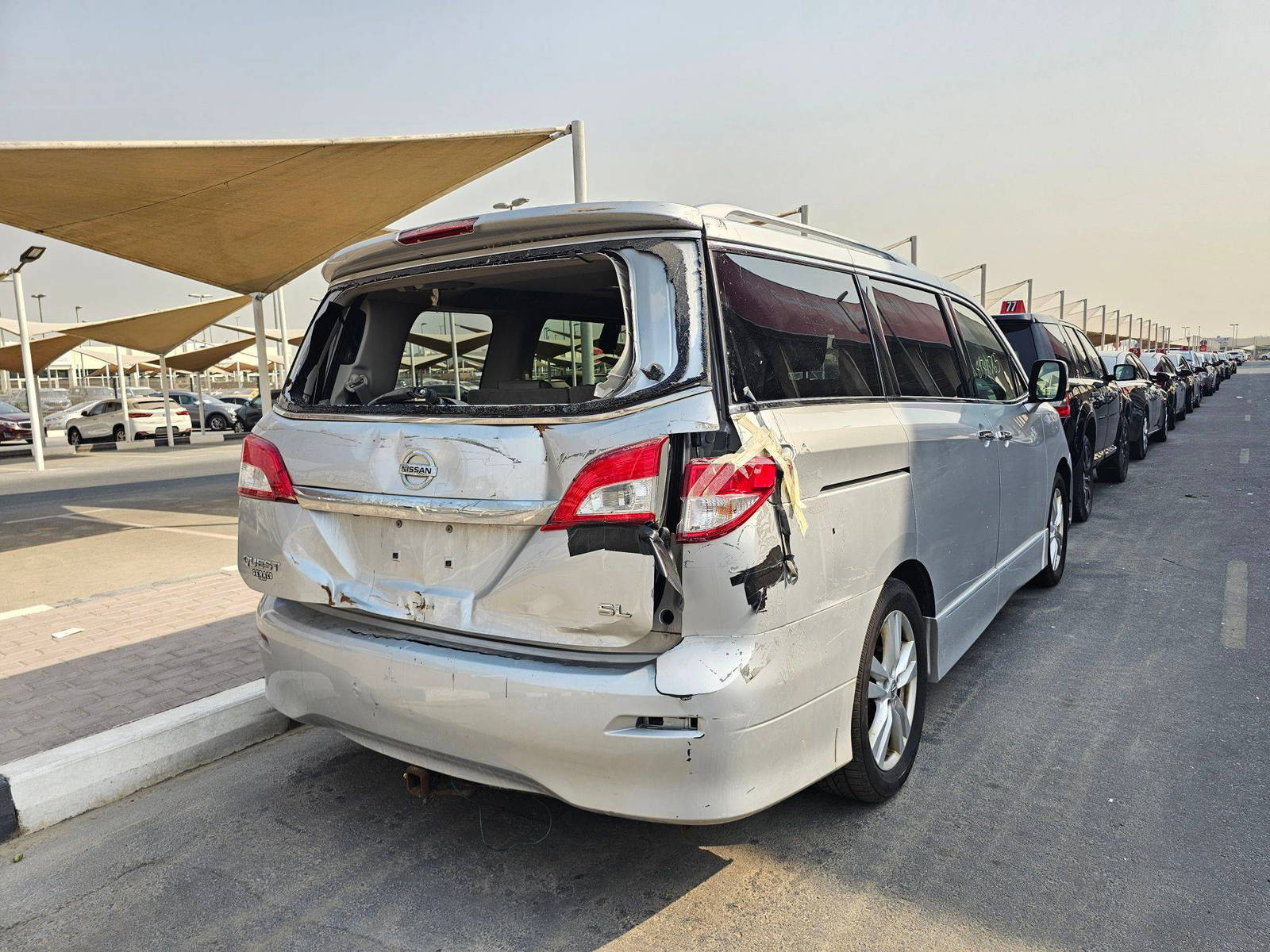 2013 NISSAN QUEST — 209237 Miles — Lot 2KP7D9069365 — Souq - Marhaba Auctions Used Cars - Image 4